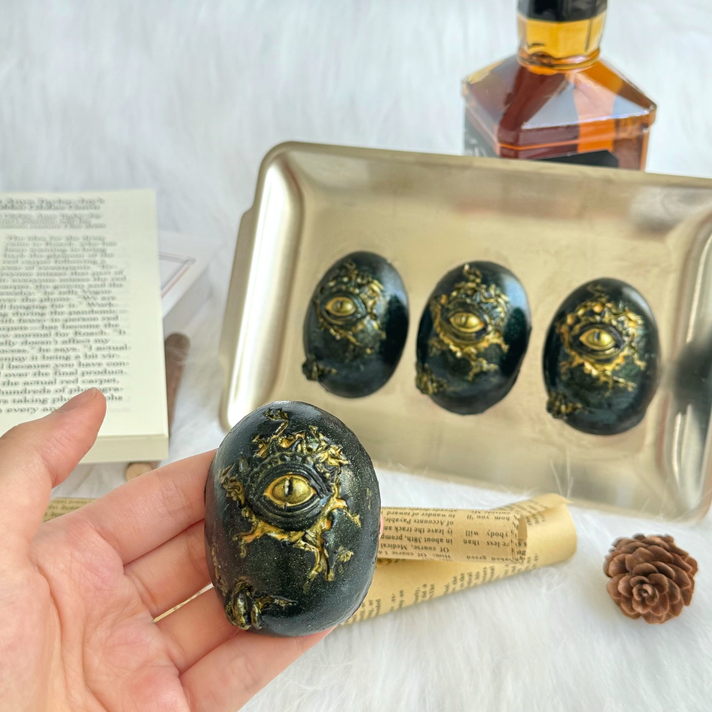 Black-Gold Dragon Egg Squishy Toy