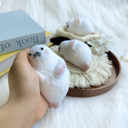 Snowy Seal Squeeze Toy