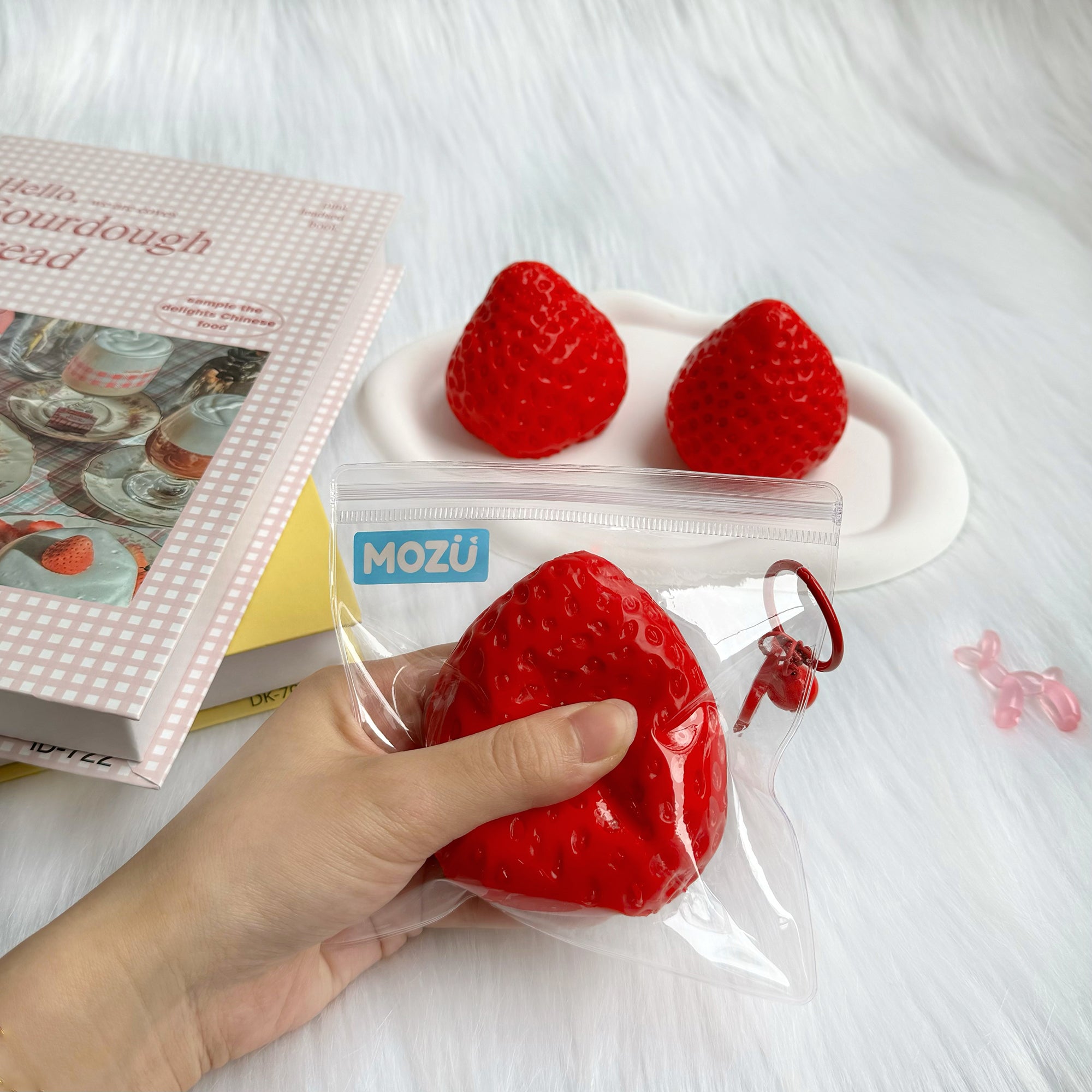 MOZÜ