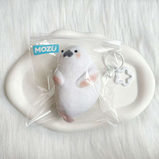 Snowy Seal Squeeze Toy